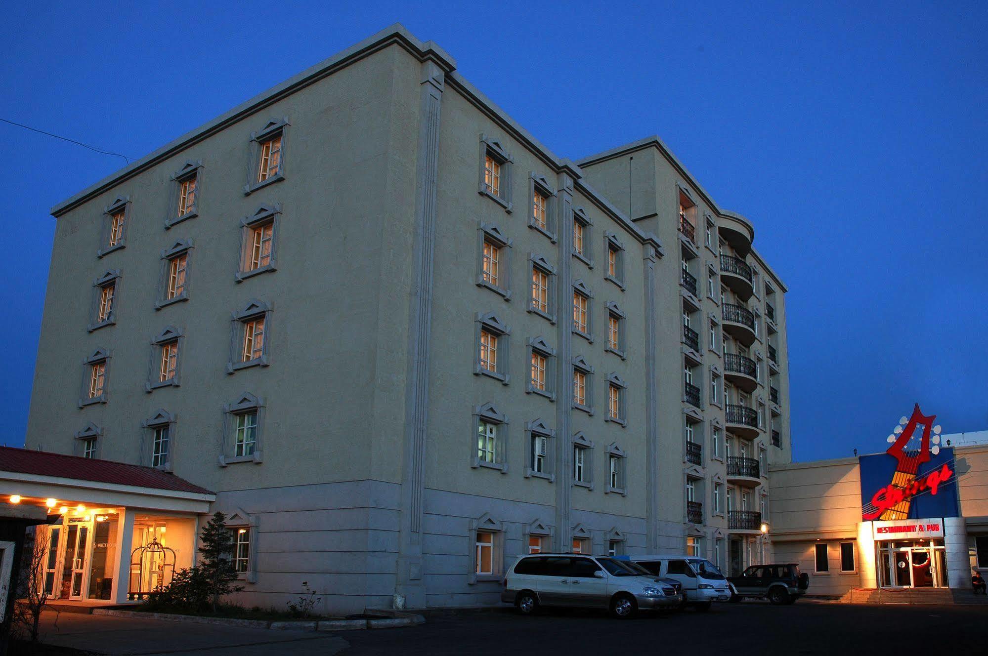 White House Hotel Ulánbátar Exteriér fotografie